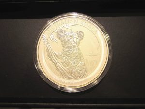 シルバー1000(999)　コアラ　銀貨　1kg