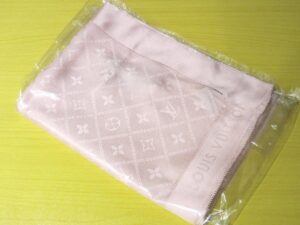 ルイヴィトン　モノグラム　大判スカーフ