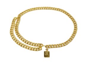 シャネル　香水　チェーンベルト