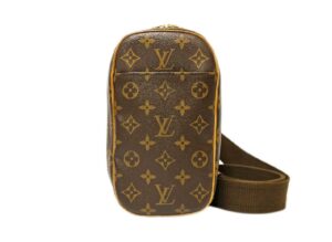 ルイヴィトン　モノグラム　ポシェットガンジュ